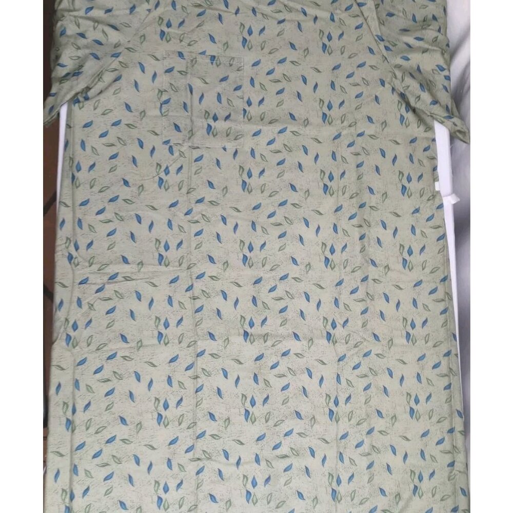 ADI American Dawn Lot Of 6 Unisex gown for hospital patients ties neck And Waist